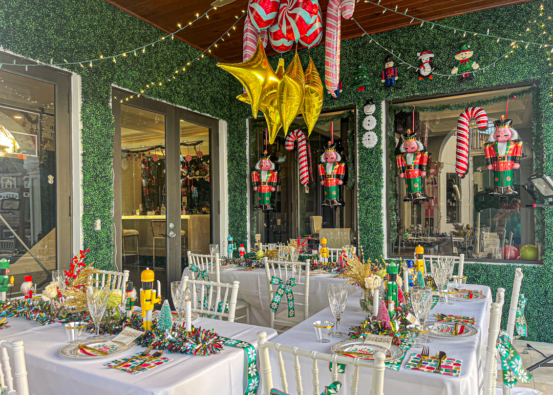 holiday decorating and party planning